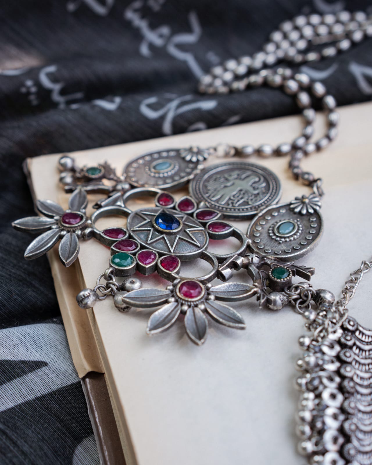 Baradari Mughlia Collection