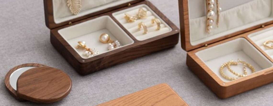 Tips for packing jewelry when traveling.