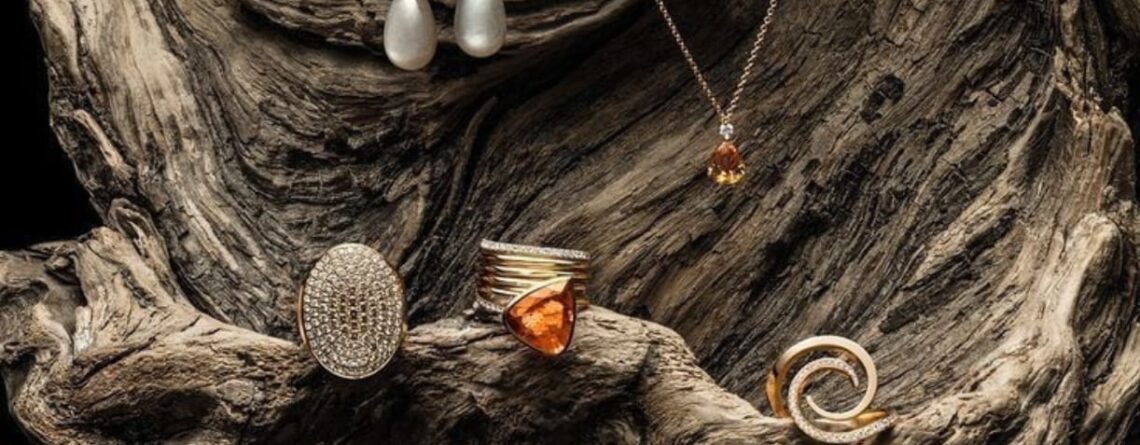 Explore the importance of sustainable jewelry through this blog.