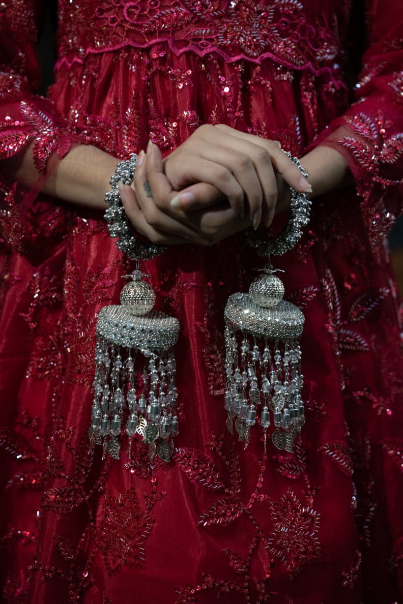 Accessorize yourself with our sophisticated bangles.